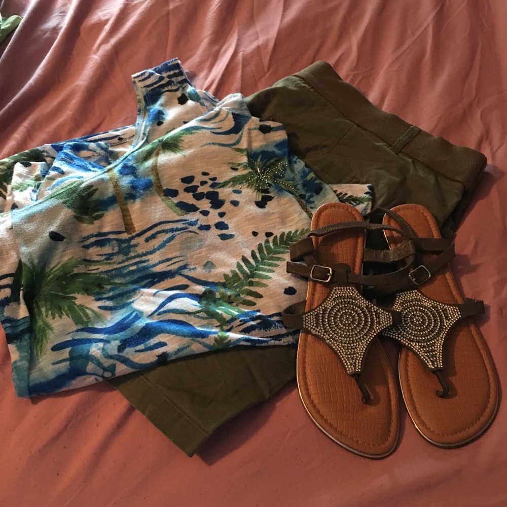 Shorts, tee, sandals